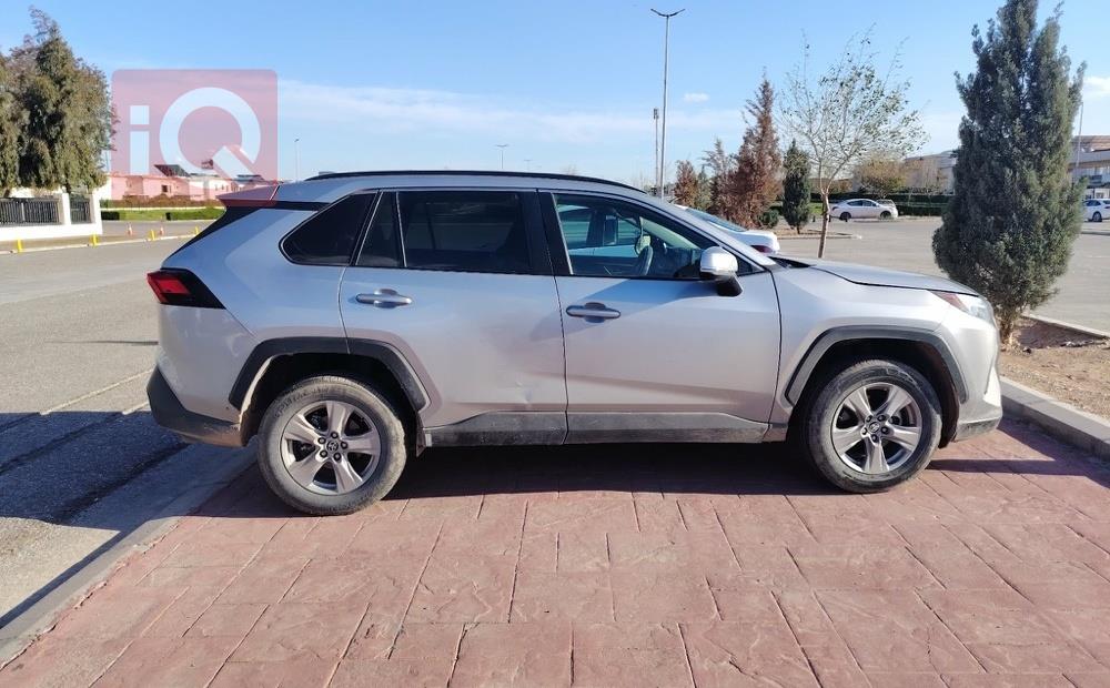 تويوتا راف 4